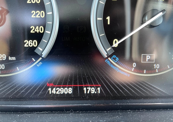BMW Seria 5 cena 89900 przebieg: 142900, rok produkcji 2015 z Kołobrzeg małe 301